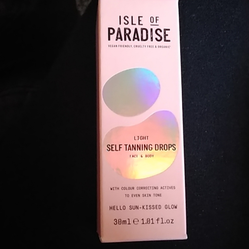 Brand new self tanning drops never been open.